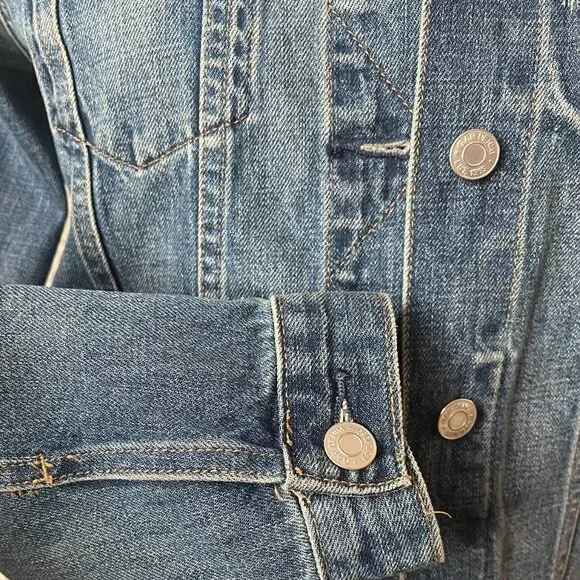 GAP Jean Jacket | Classic Denim Jacket | Size XS - Picture 3 of 8